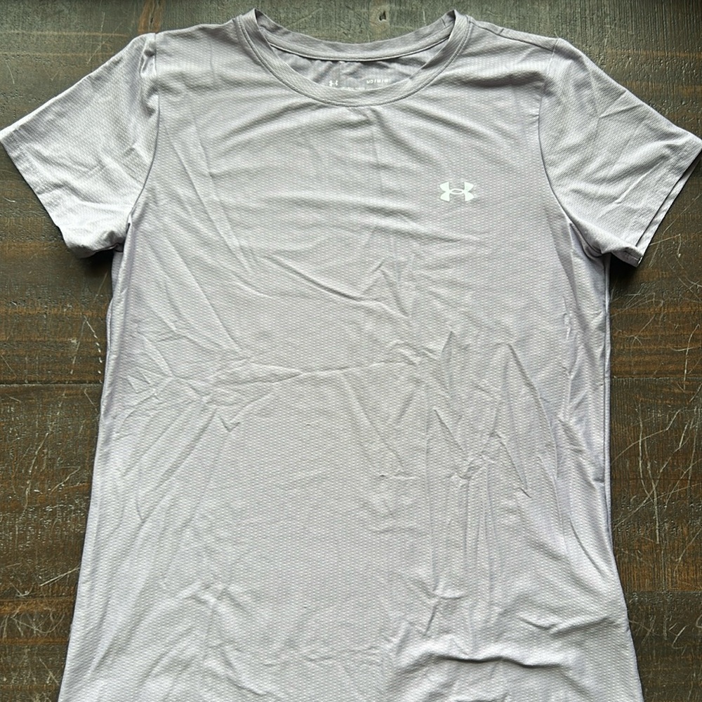 Lilac Under Armor short sleeve shirt.